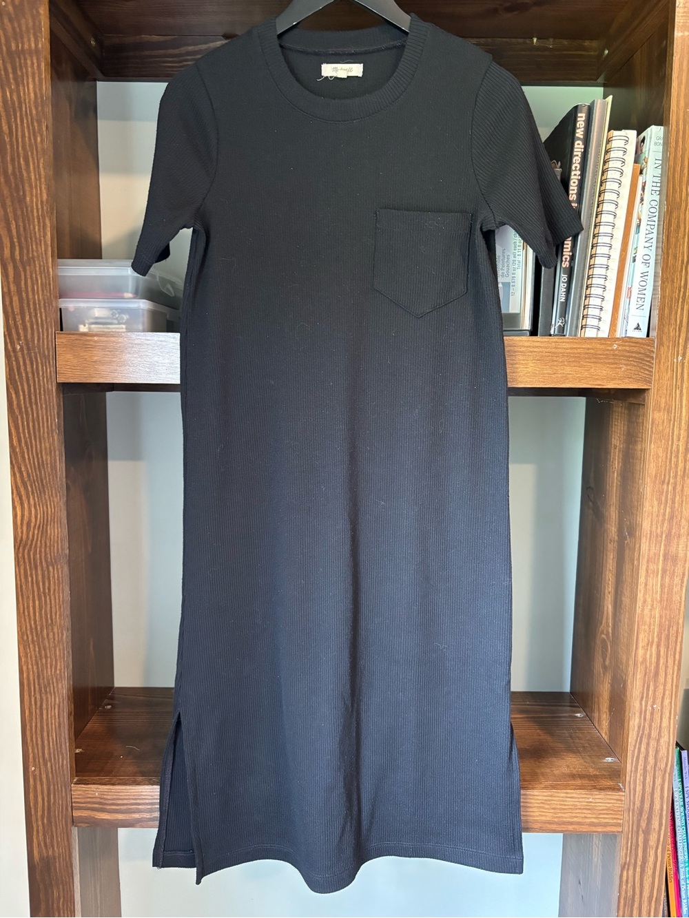 Madewell Black Short-Sleeve Crewneck Knit Pocket Dress